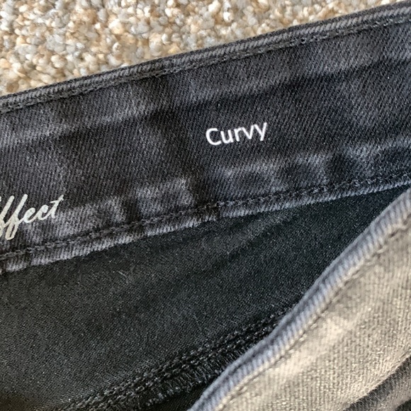 GV Black Curvy Skinny All Around Slimming Mid Rise Jeans - Picture 5 of 8